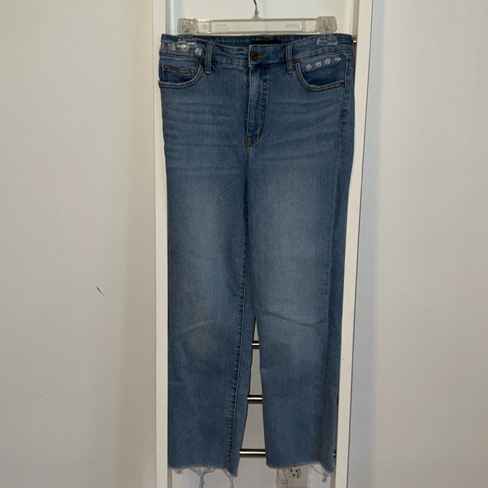 Sanctuary/Denim Modern Straight Raw Crop High Rise with Embroidered Dais…